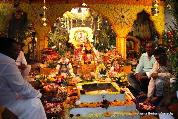 MARIAGE 'BONDIEU' 2016 AU TEMPLE MARYEN PEROUMAL
