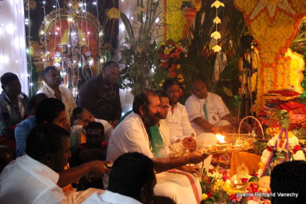 MARIAGE 'BONDIEU' 2016 AU TEMPLE MARYEN PEROUMAL