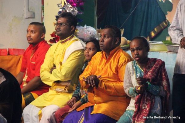 MARIAGE 'BONDIEU' 2016 AU TEMPLE MARYEN PEROUMAL