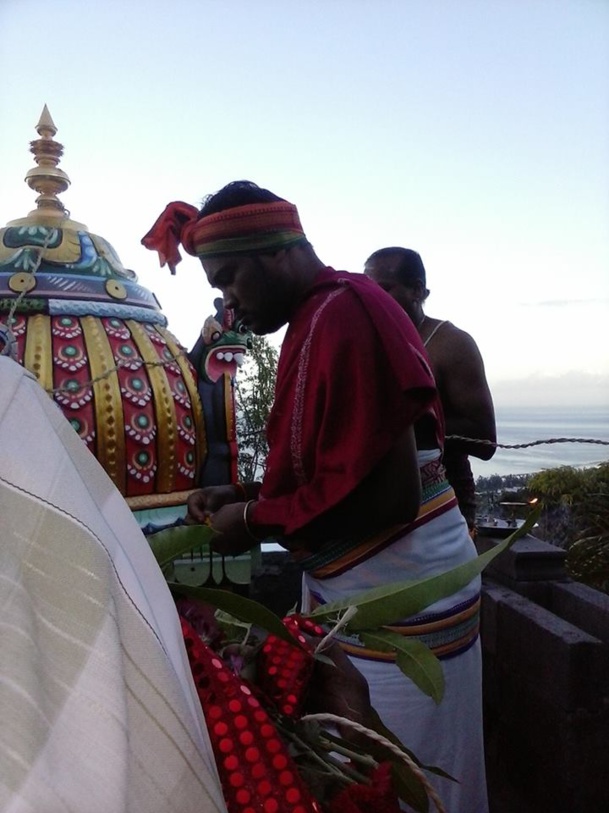 MAHA KUMBHABISHEGAM AU KÔVIL PETCHEÏ AMMEN 2016