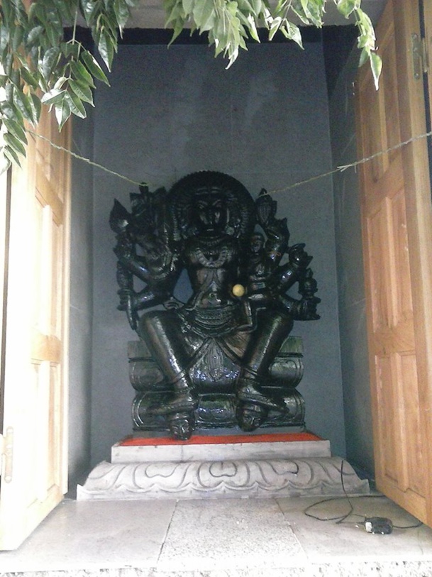 MAHA KUMBHABISHEGAM AU KÔVIL PETCHEÏ AMMEN 2016