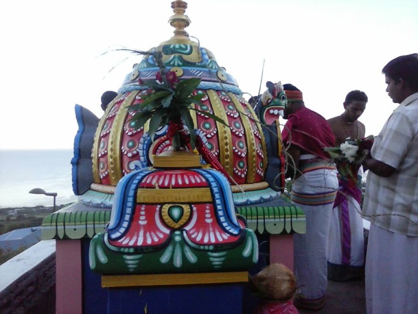 MAHA KUMBHABISHEGAM AU KÔVIL PETCHEÏ AMMEN 2016