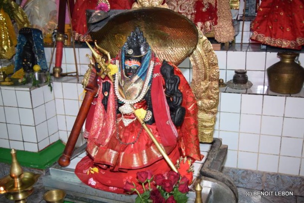 5ÈME JOUR DE FÊTE KÂLI AU TEMPLE DE TAMATAVE (BABALATCHIMY)