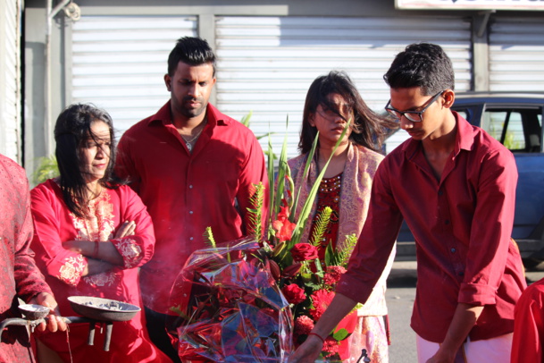 FÊTE KÂLI 2016 AU TEMPLE PANDIALE PRIMAT DE SAINT-DENIS FÊTE KÂLI 2016 AU TEMPLE PANDIALE PRIMAT DE SAINT-DENIS