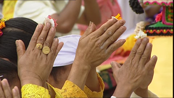 PRIÈRE : Comment, Quand et où prier ? PRIÈRE : Comment, Quand et où prier ?