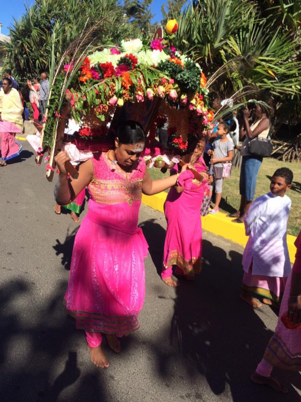 AADI KARTIGAI CAVADEE 2016 DE BASSE-TERRE, ST-PIERRE  