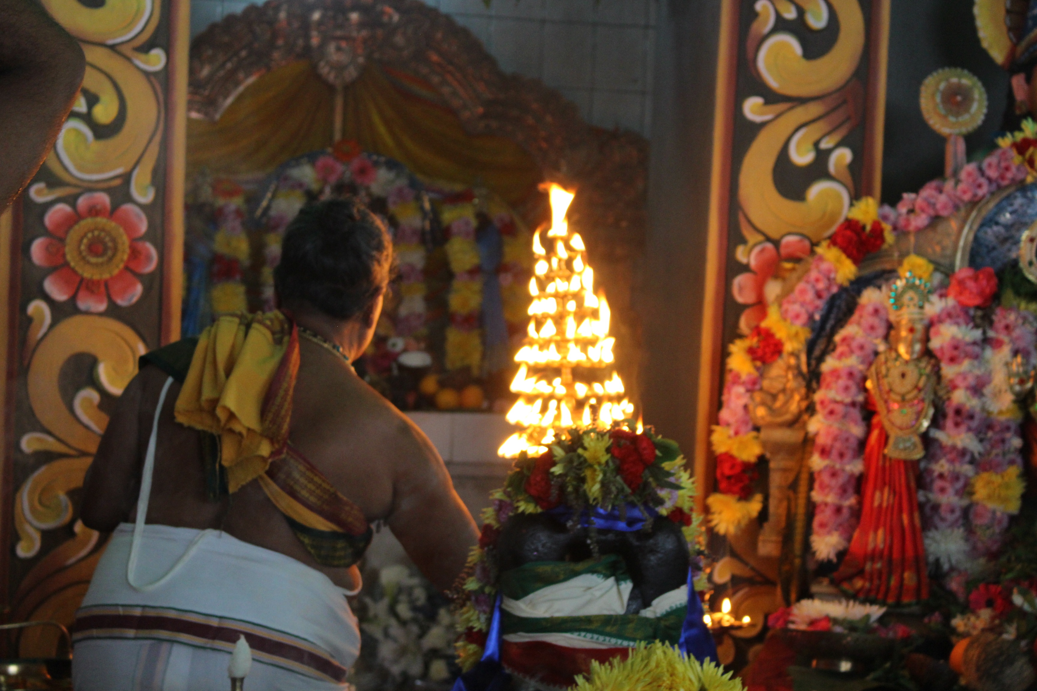 3EMÈ FÊTE GOVINDEN AU TEMPLE SIVA SOUPRAMANIEN DE SAINT-BENOÎT 