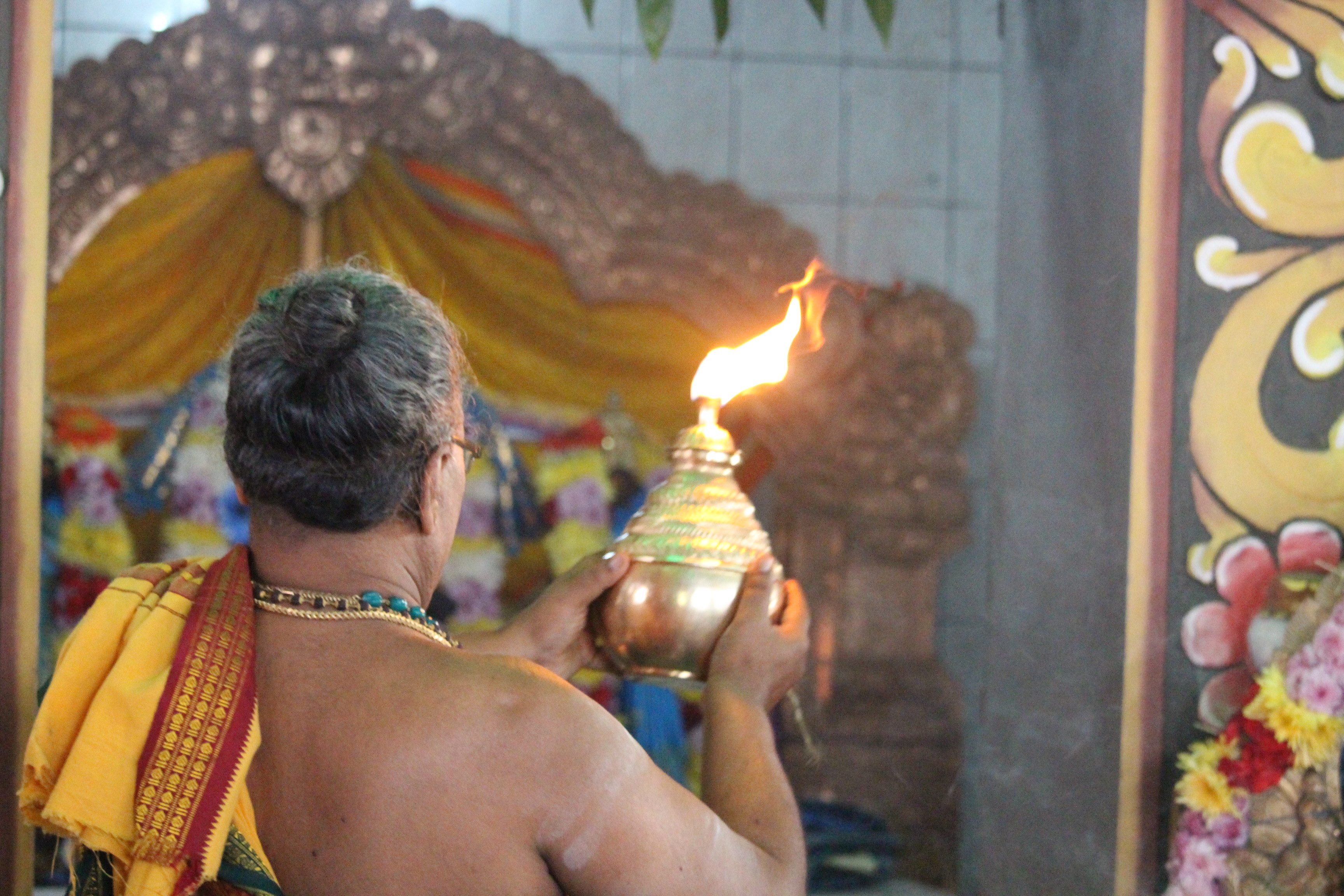 3EMÈ FÊTE GOVINDEN AU TEMPLE SIVA SOUPRAMANIEN DE SAINT-BENOÎT 