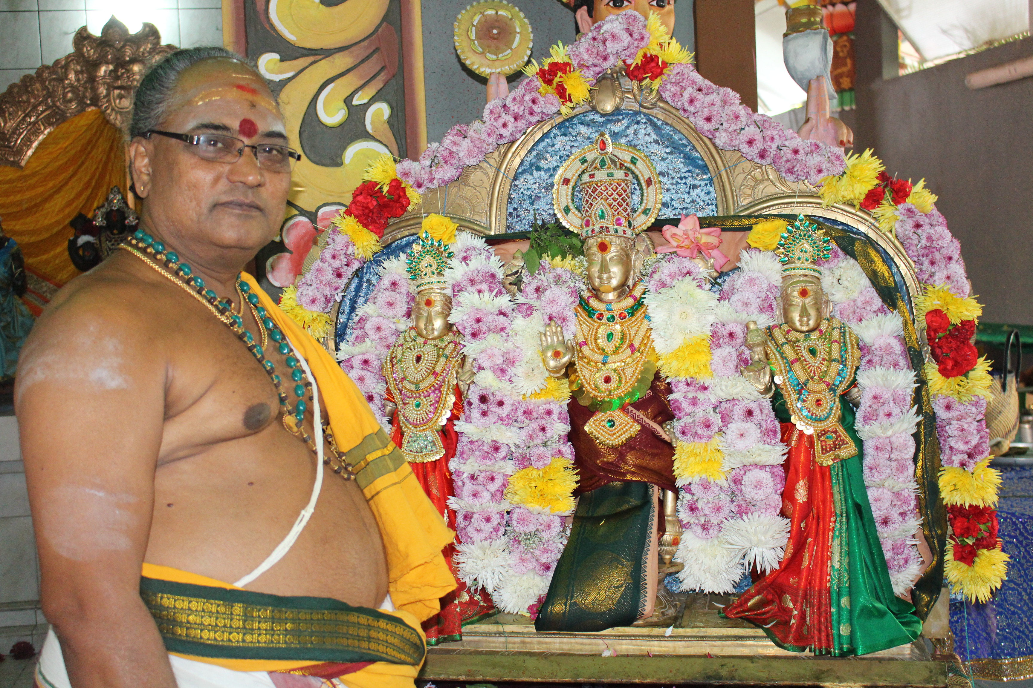 3EMÈ FÊTE GOVINDEN AU TEMPLE SIVA SOUPRAMANIEN DE SAINT-BENOÎT 