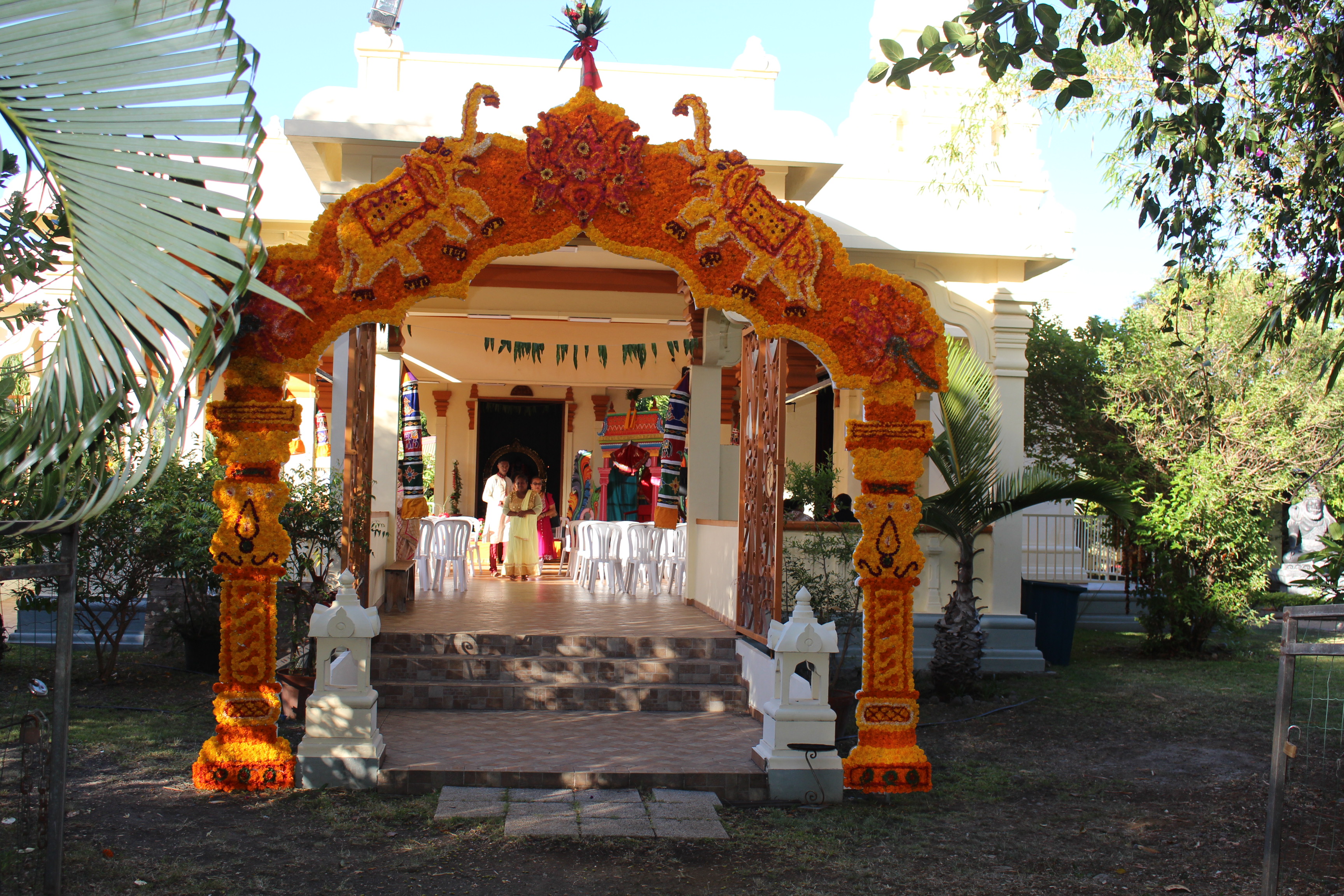 MARIAGE DE MATHIEU & MEGAN À L'ASHRAM DU PORT 