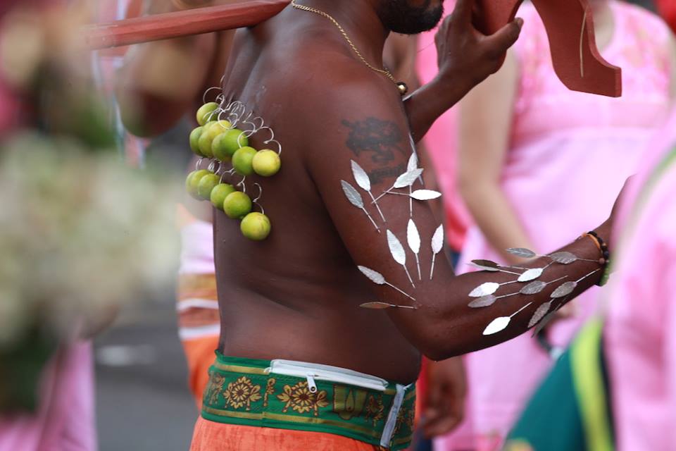 THAIPUSAM CAVADEE 2017 : AU TEMPLE SIVA SOUPRAMANIEN À ST-ANDRÉ