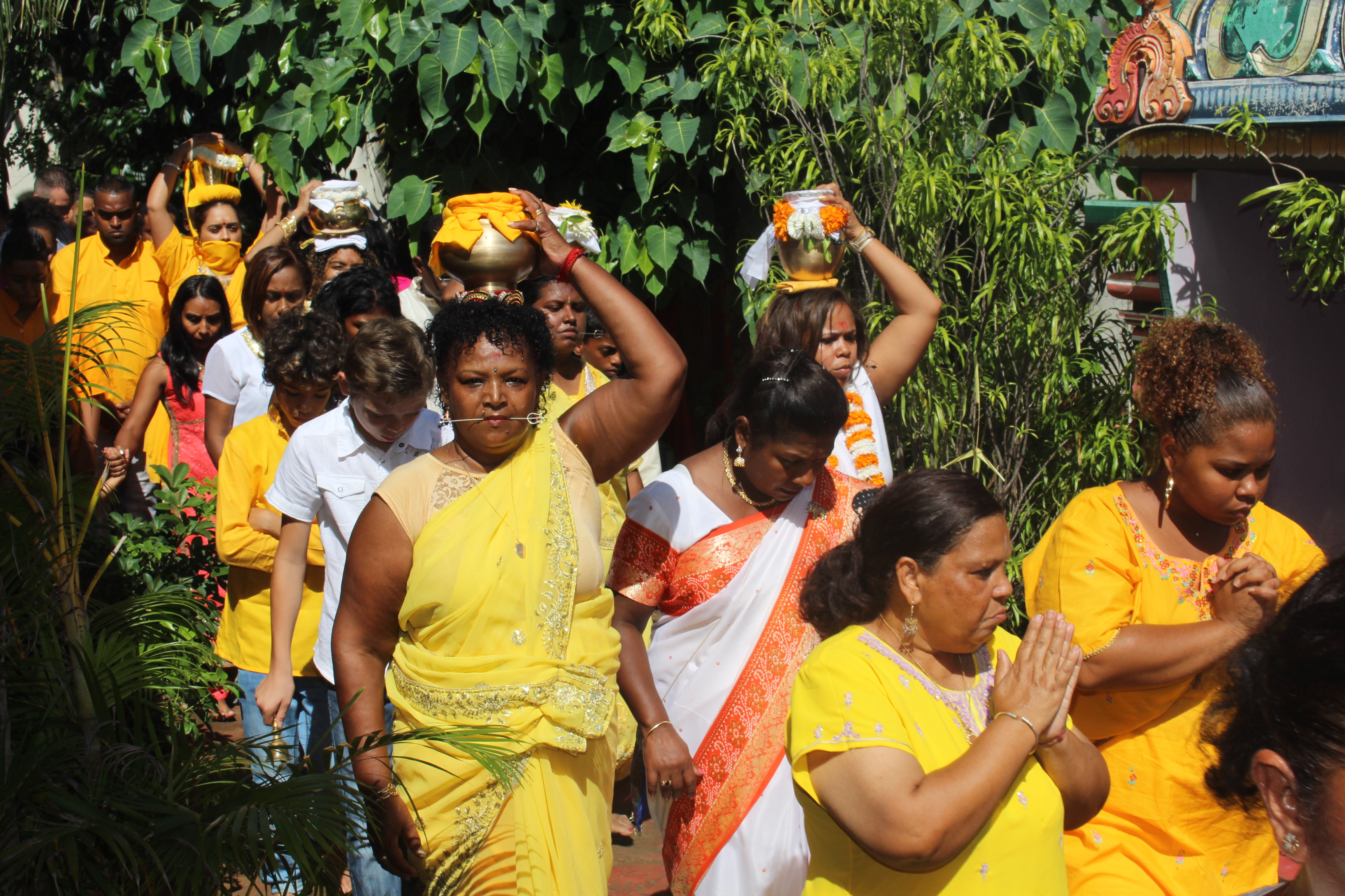 FÊTE MARIAMMAN AU TEMPLE PANDIALE PRIMAT 2017