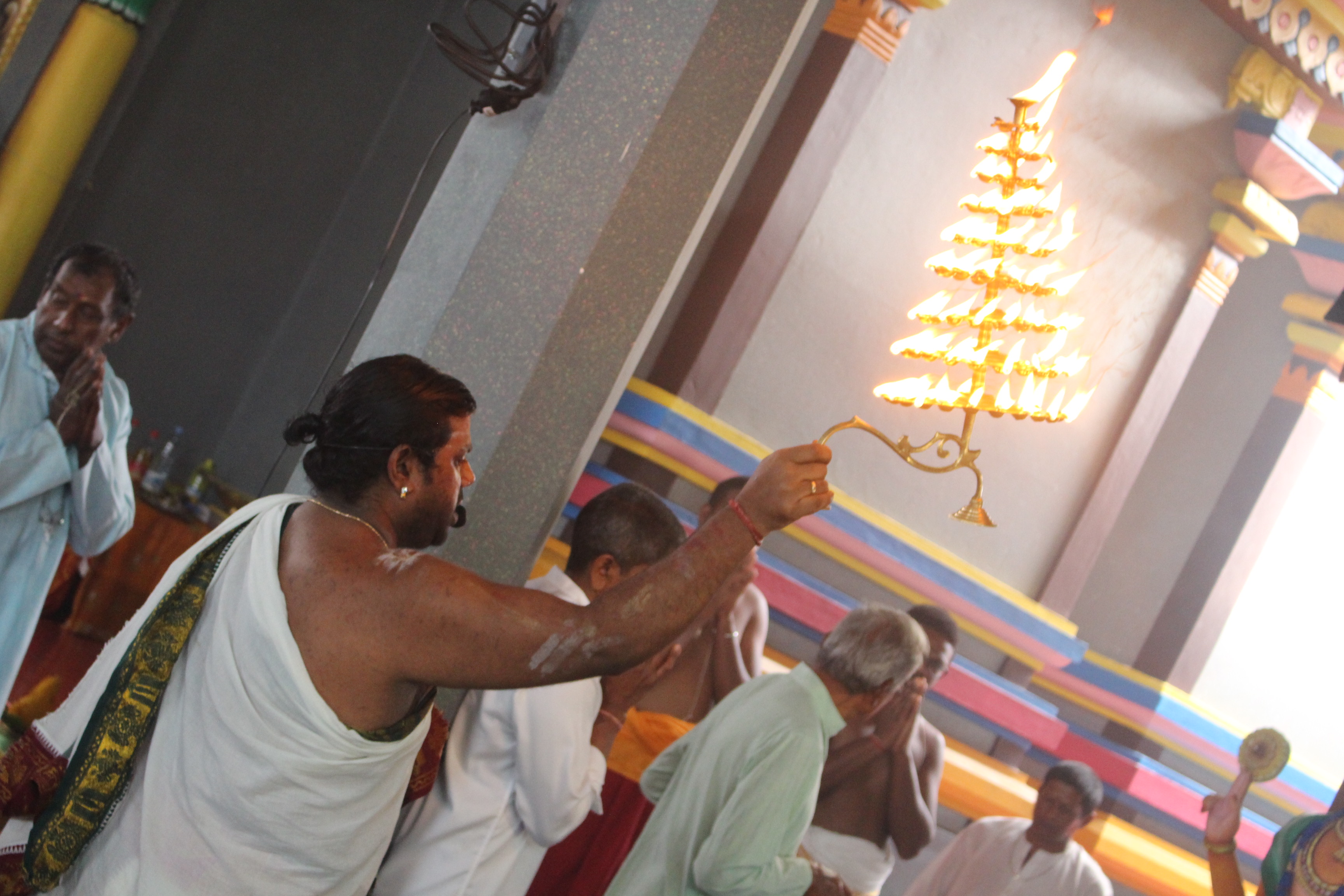 1ER FÊTE GÔVINDEN AU TEMPLE SIVA SOUPRAMANIEN DE ST-BENOÎT 
