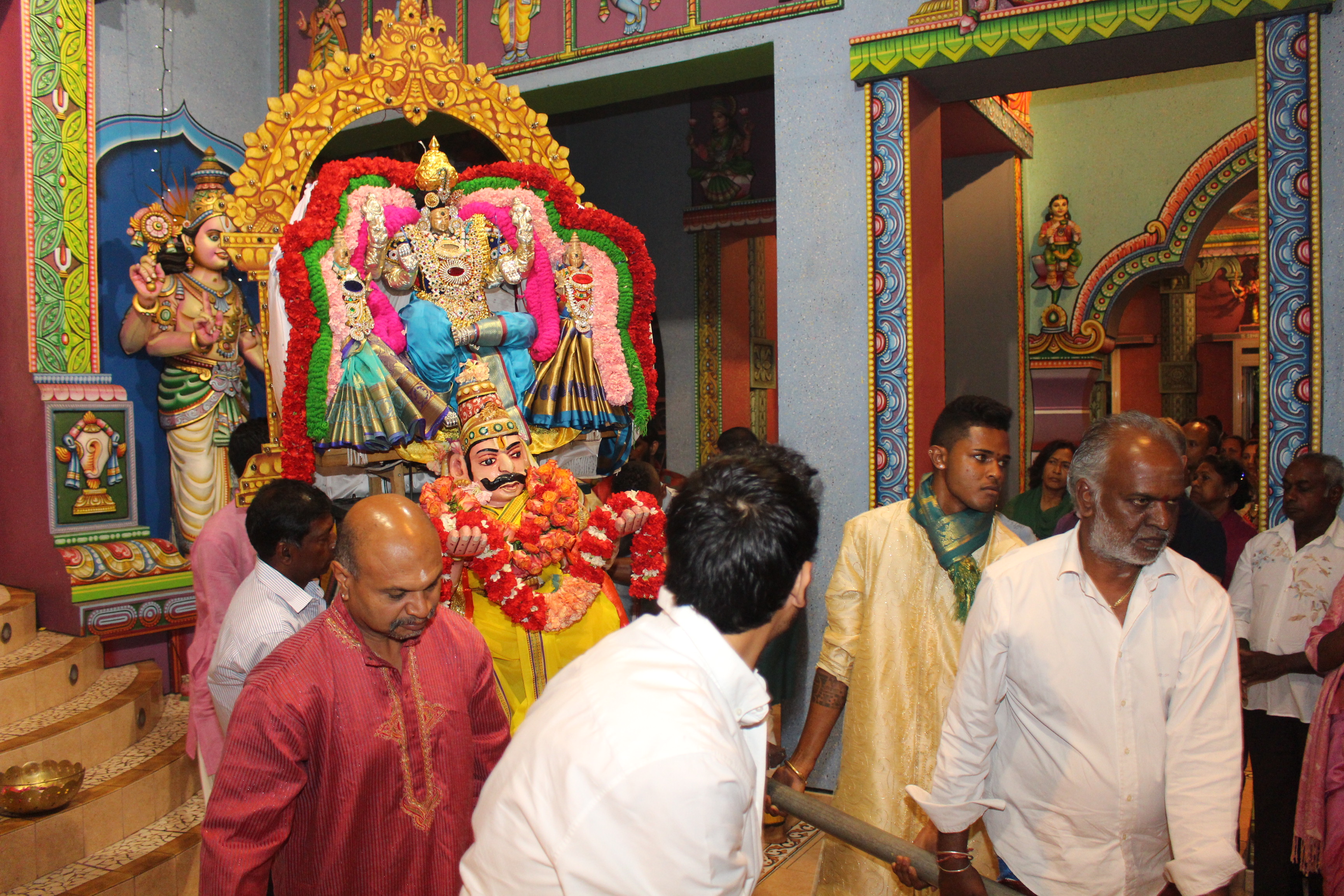 3ÈME FÊTE GÔVINDEN AU TEMPLE NARASSINGUA PEROUMAL À SAINT-PIERRE