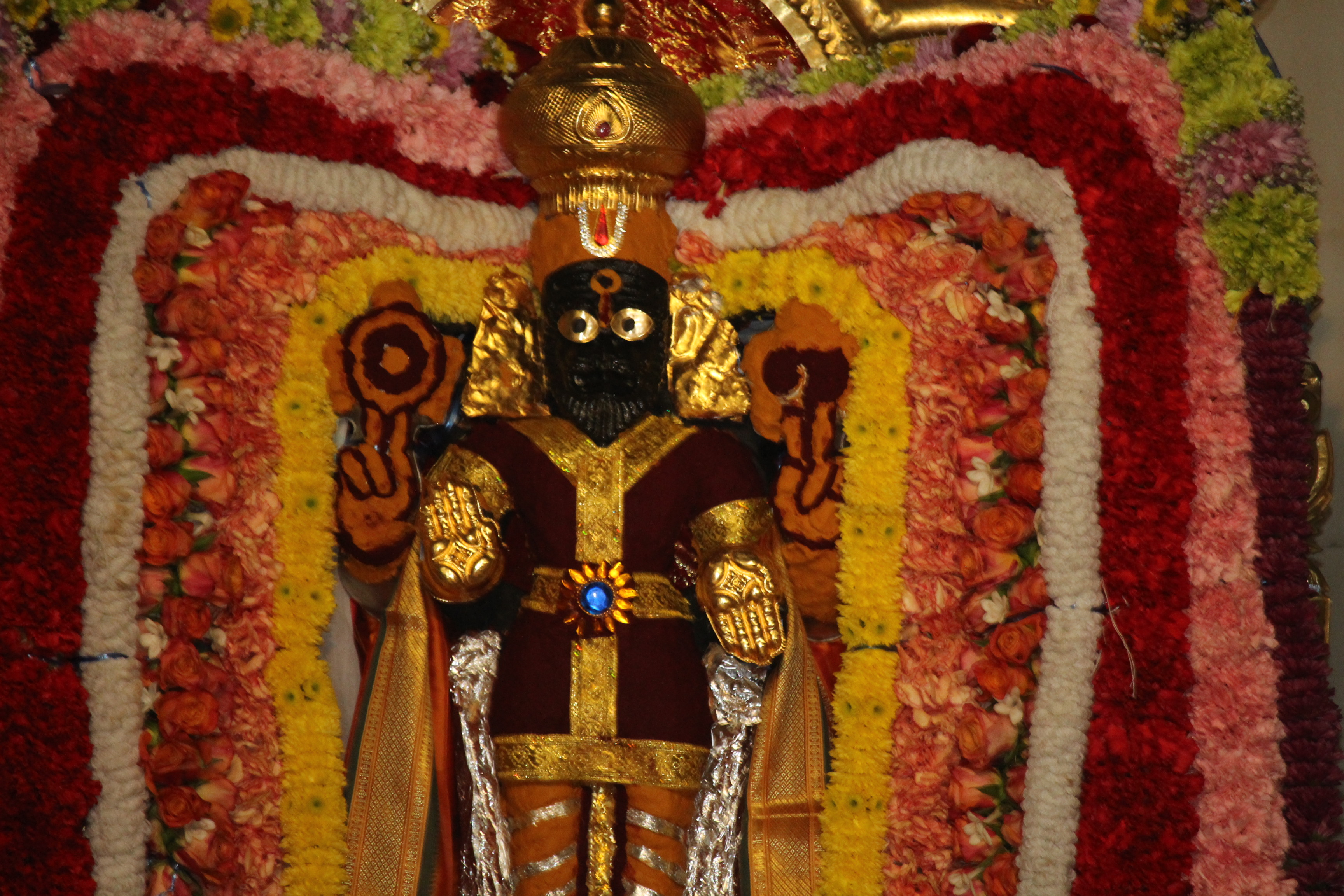 3ÈME FÊTE GÔVINDEN AU TEMPLE NARASSINGUA PEROUMAL À SAINT-PIERRE