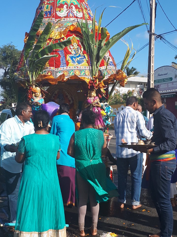 FÊTE GOVINDEN AU TEMPLE PANDIALÉ PRIMAT À SAINT-DENIS 