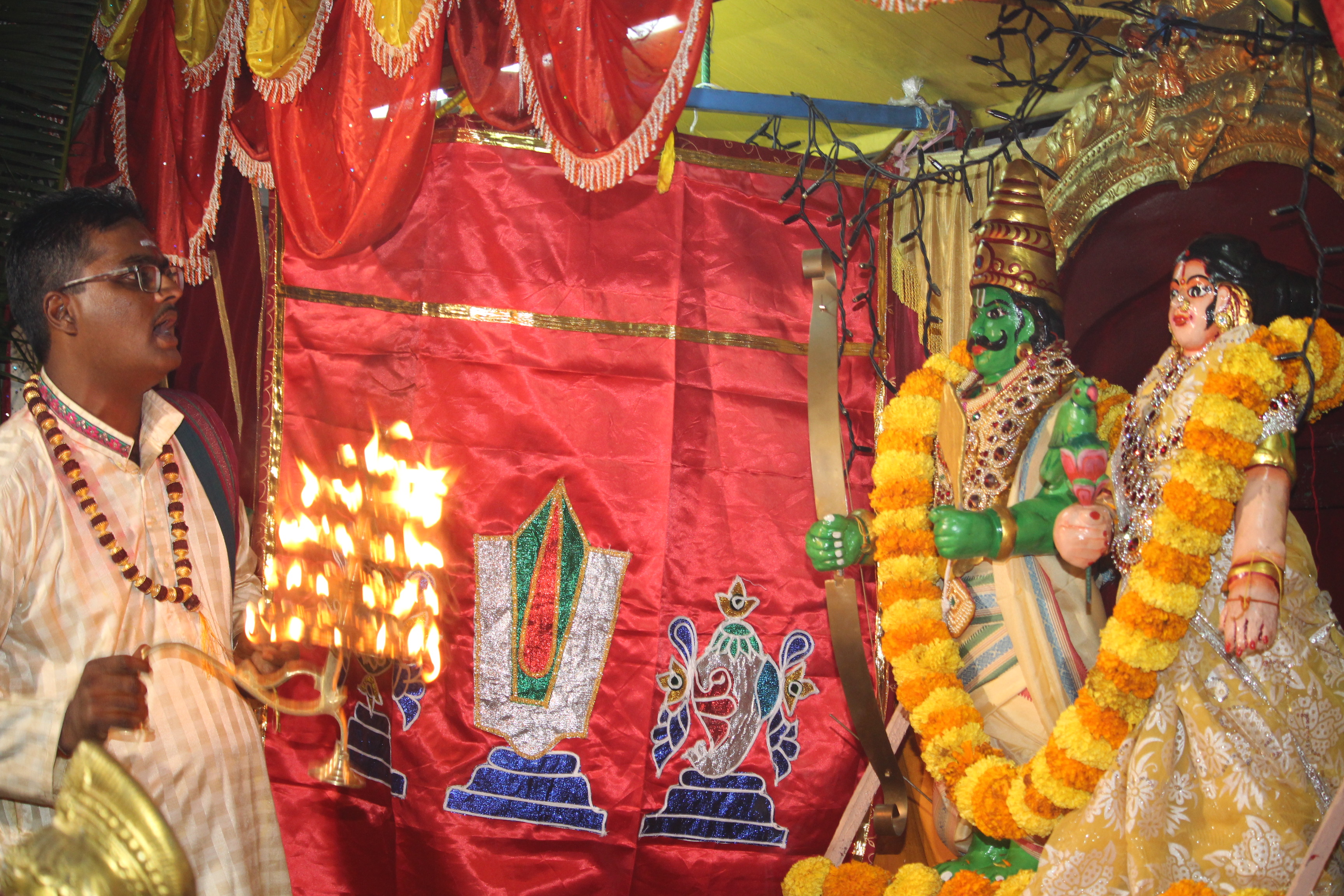 1ER FÊTE MARCHE SUR LE FEU AU TEMPLE PANDIALE PRIMAT 