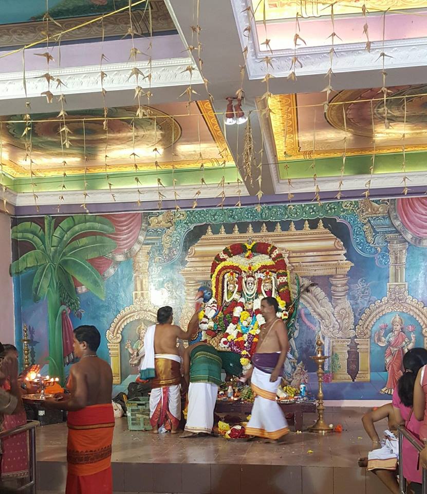 TAÏ POOSAM KÂVADI 2018 AU TEMPLE SRI SUBRAMANIAR BATU CAVES EN MALAISIE 