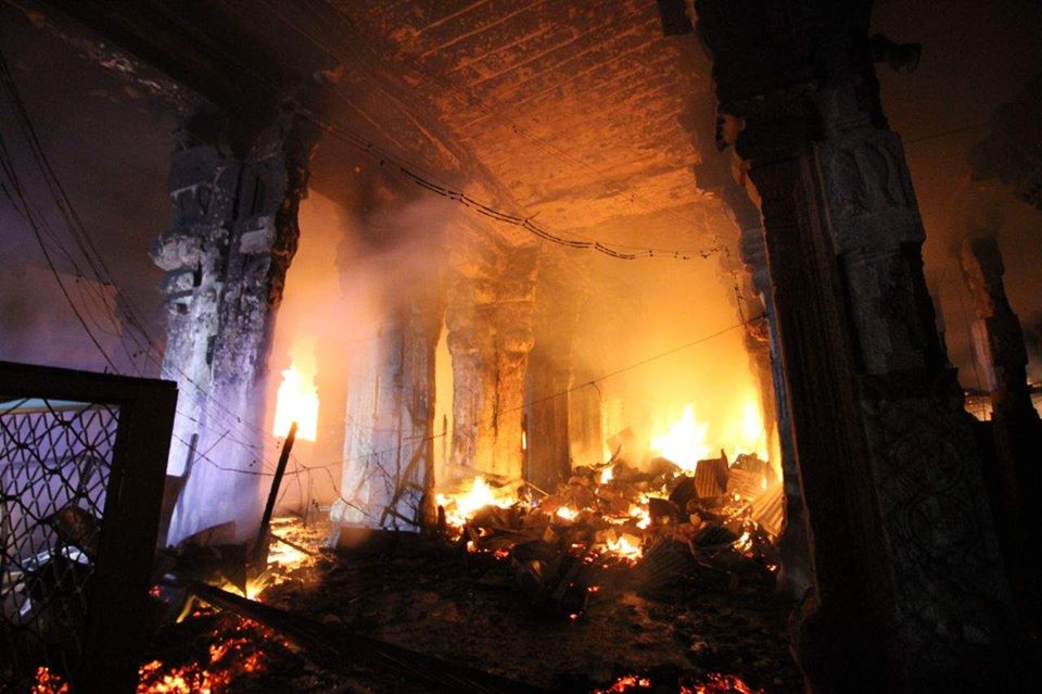 INCENDIE MAJEUR AU TEMPLE MEENAKSHI À MADURAI 