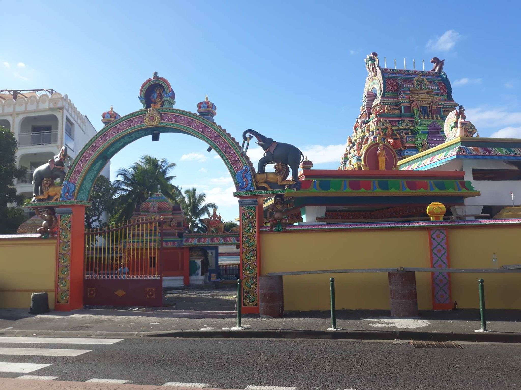 LE TEMPLE DU CHAUDRON À ST-DENIS : LES RÉNOVATIONS PRESQUE TERMINÉES  