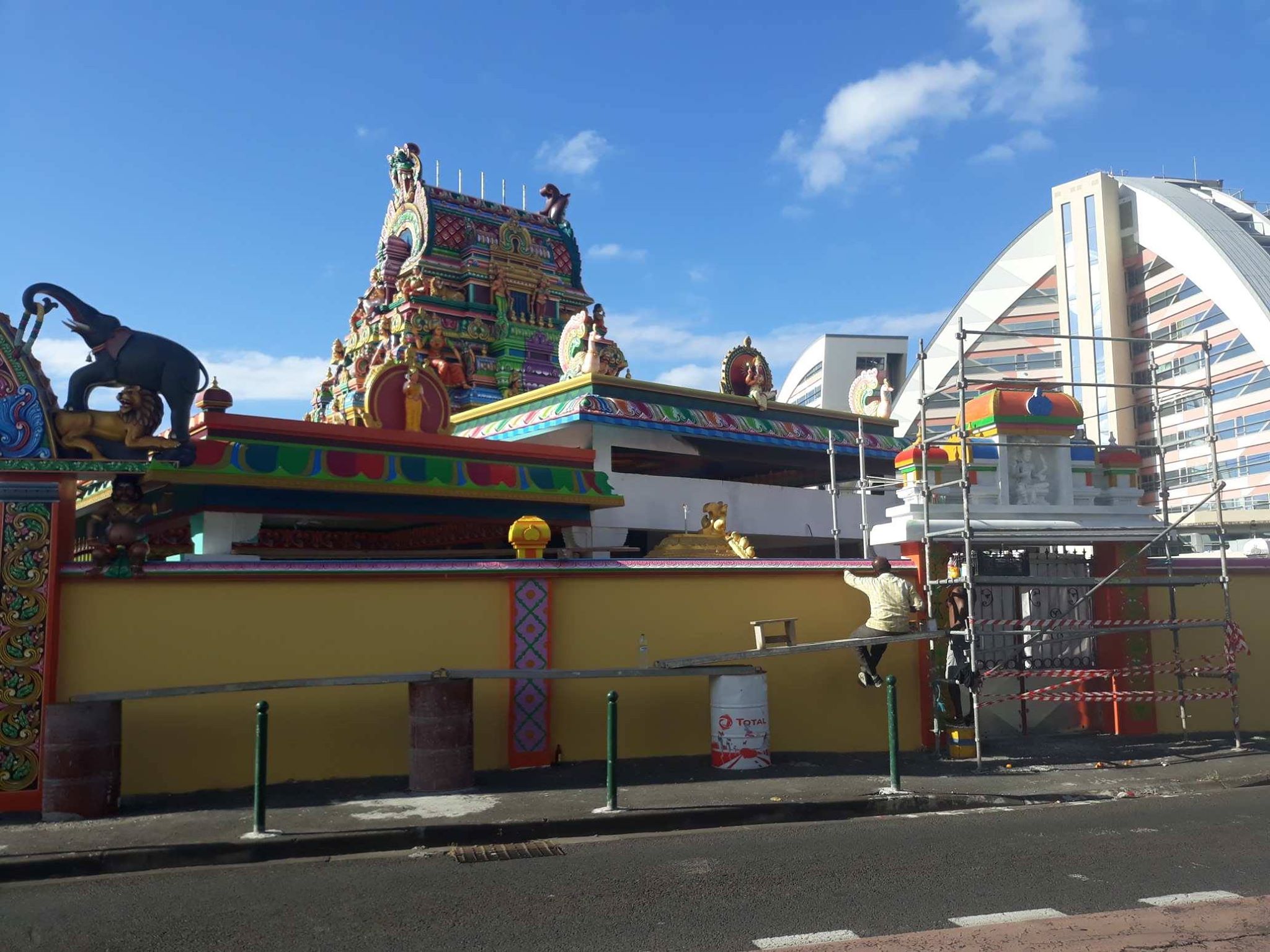 LE TEMPLE DU CHAUDRON À ST-DENIS : LES RÉNOVATIONS PRESQUE TERMINÉES  