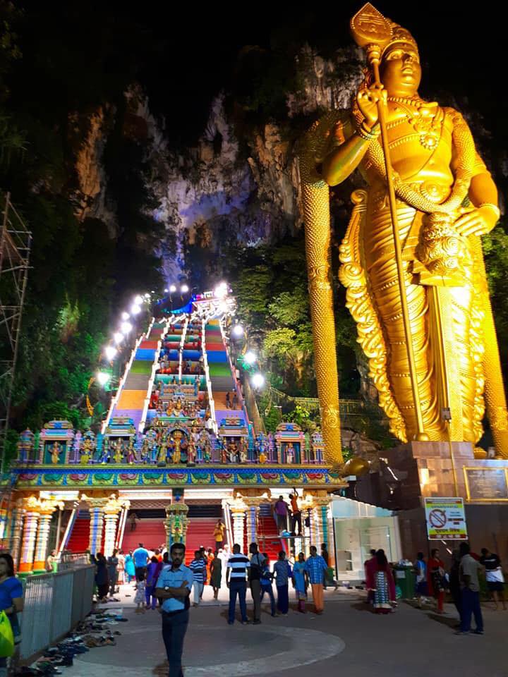 NOUVELLES PEINTURES DU TEMPLE BATU CAVES EN MALAISIE : VERS L’ILLÉGALITÉ 