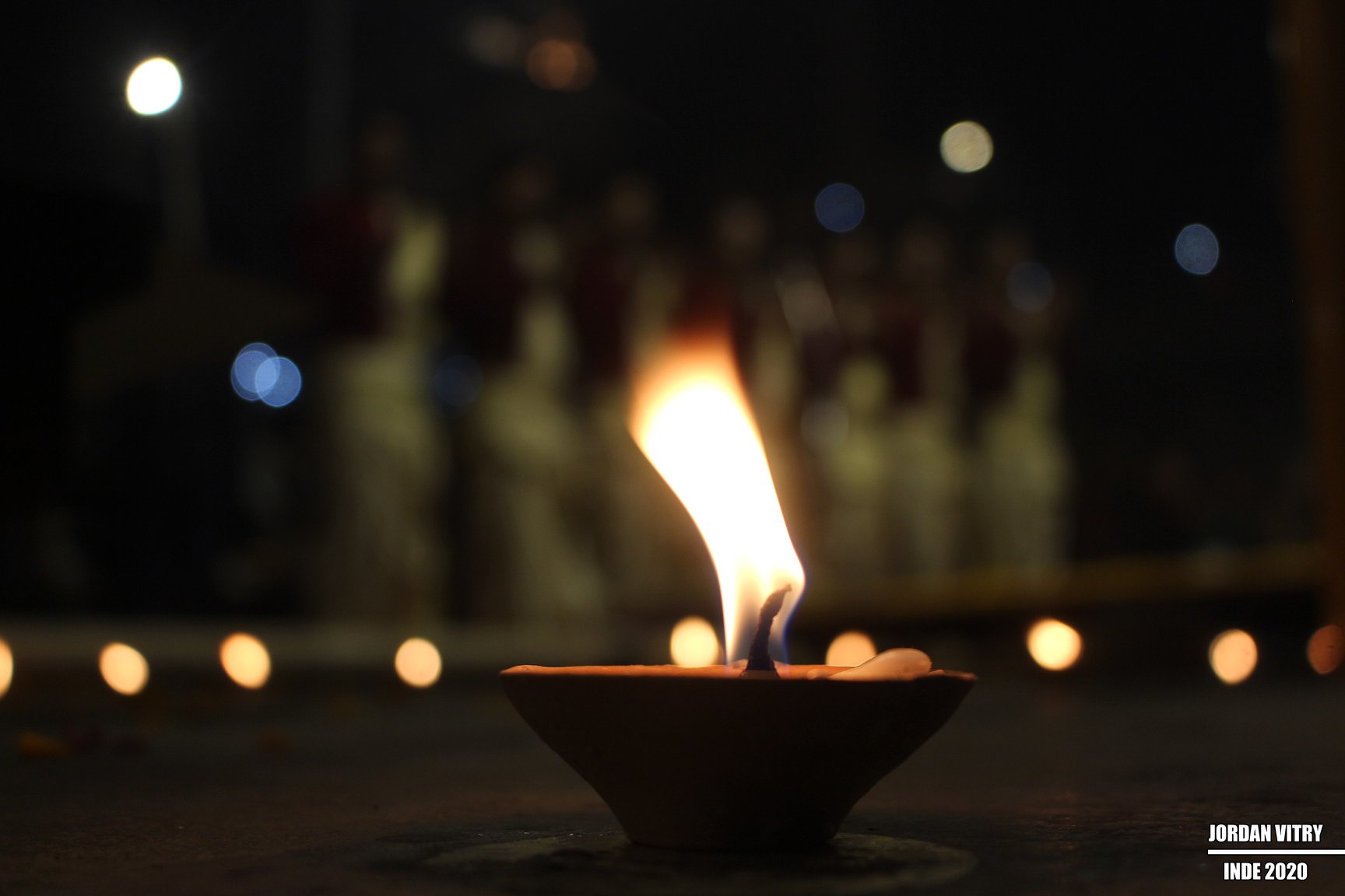 L'INDE APPEL À COMBATTRE L’OBSCURITÉ DU COVID-19 AVEC DE LA LUMIÈRE CE DIMANCHE