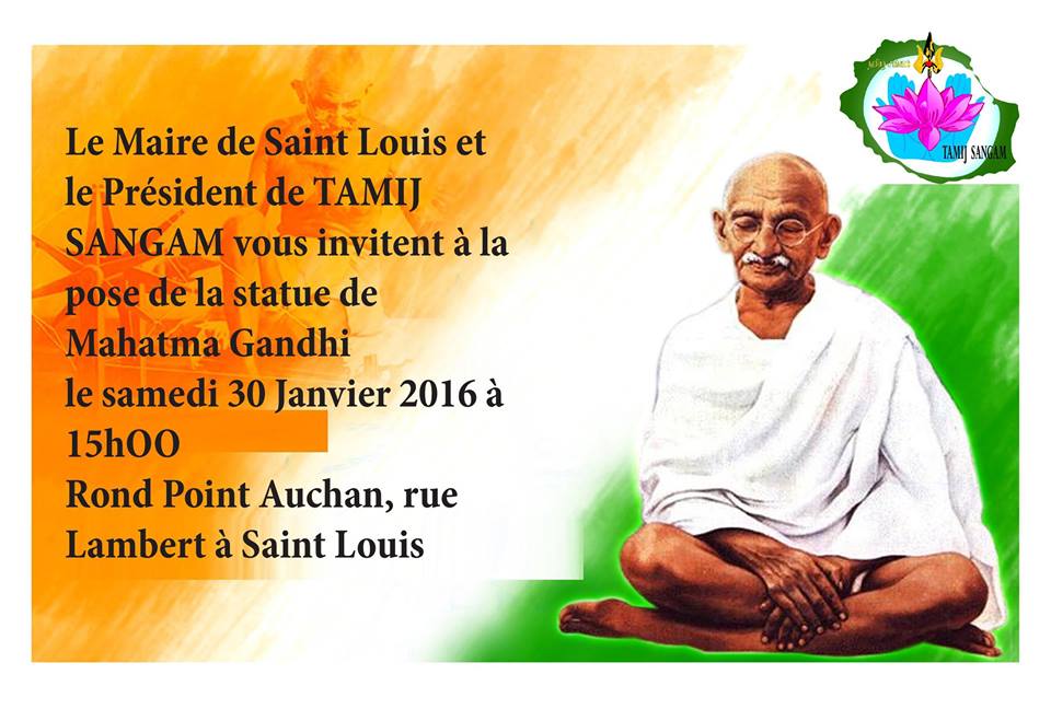 POSE D'UNE STATUE DE GANDHI À SAINT-LOUIS (ÎLE DE LA RÉUNION) 