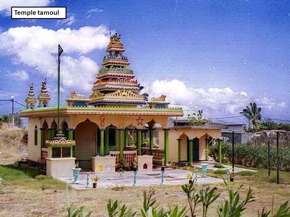 Avant la rénovation du Temple. Avant la rénovation du Temple.