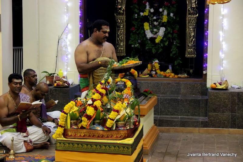 DÉBUT DE LA MÂHA SHIVARATRI À L'ASHRAM DU PORT