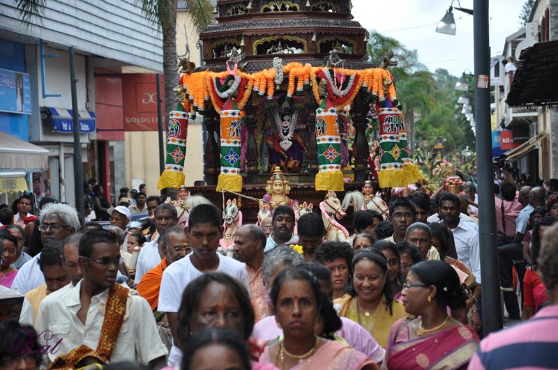 LA FÊTE DU CAVADEE : 10 JOURS DE DÉVOTION 