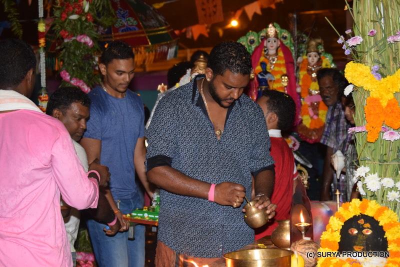 1ER OUTCHVAM DU SITTIRAÏ CAVADEE AU TEMPLE PAJANY MALEI DE RAVINE-CREUSE 