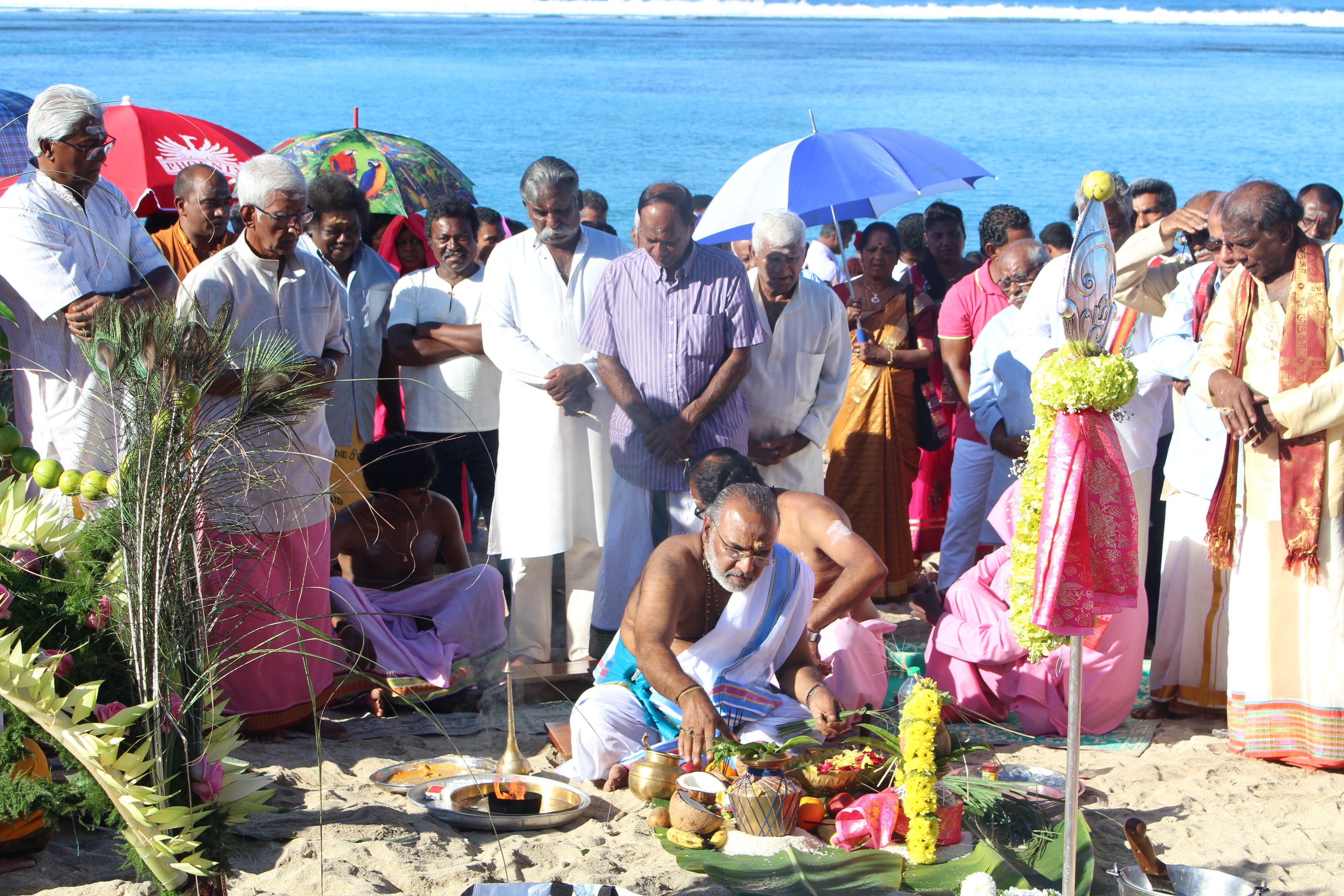 SITTIRAÏ CAVADEE 2016 AU TEMPLE NARASSINGUA PEROUMAL DE SAINT-PIERRE