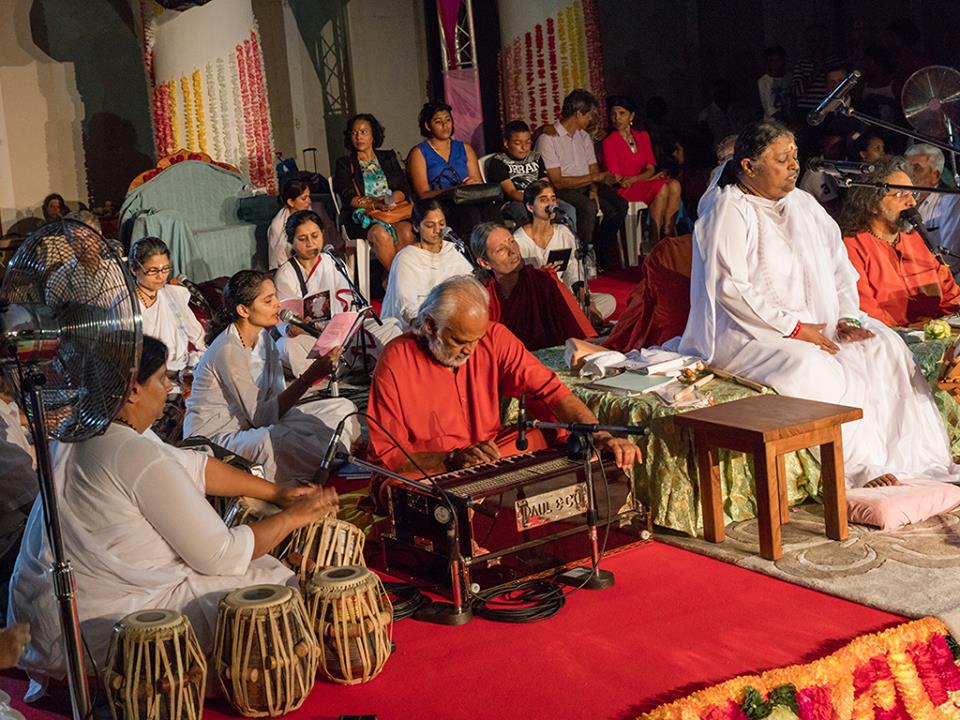 AMMA AU JARDIN DE L'ÉTAT À SAINT-DENIS 