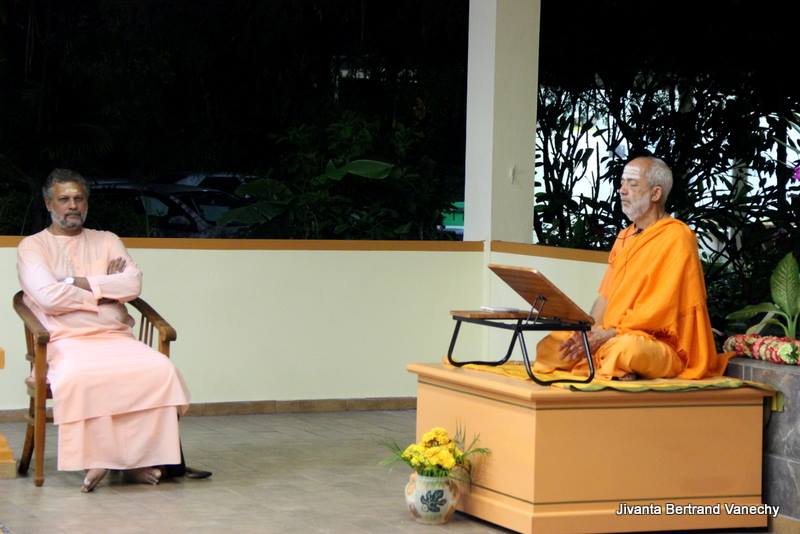 SATSANG POUR L'ANNIVERSAIRE DE SWAMI ADVAYANANDA 2016