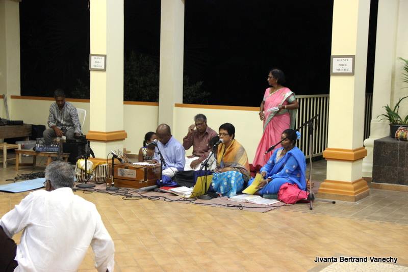 SATSANG POUR L'ANNIVERSAIRE DE SWAMI ADVAYANANDA 2016