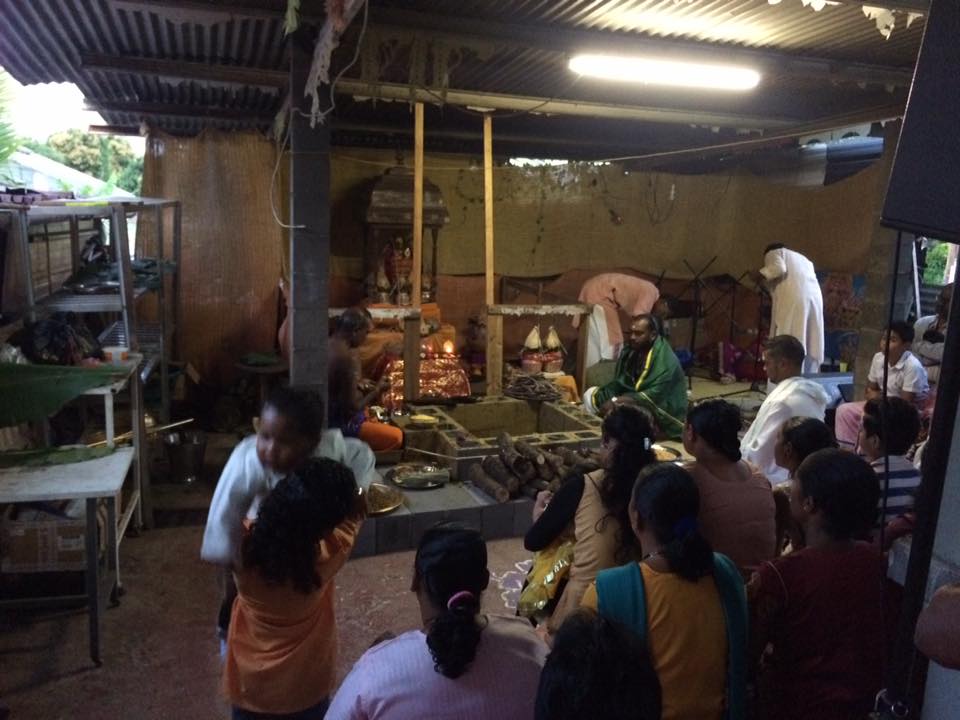 DÉBUT DU CAVADEE AU TEMPLE BALA MURUGA DE BASSE-TERRE