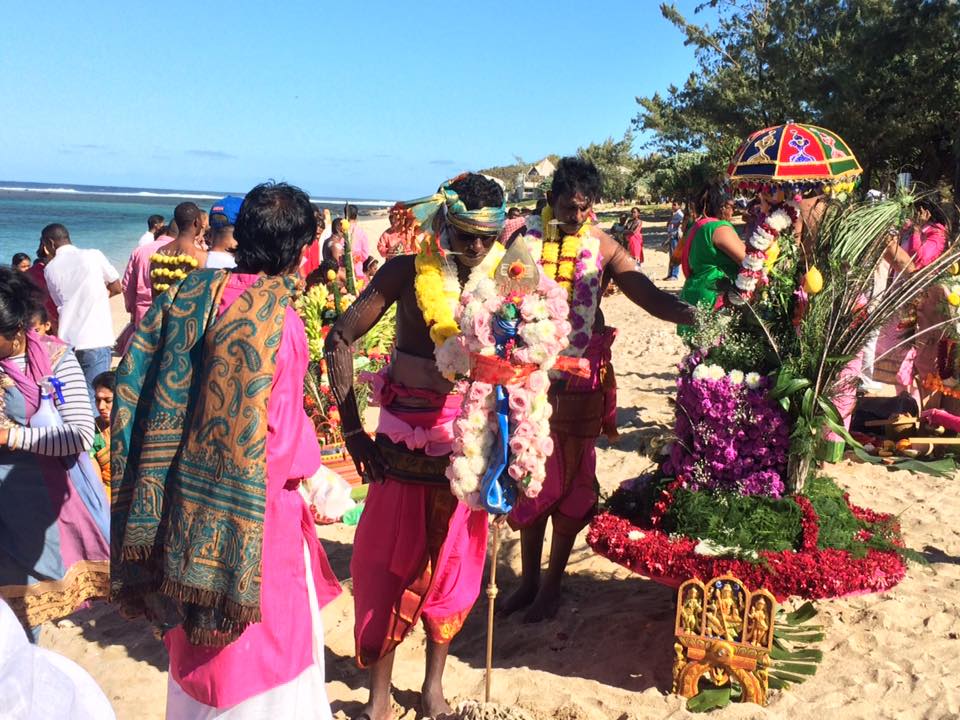 AADI KARTIGAI CAVADEE 2016 DE BASSE-TERRE, ST-PIERRE  