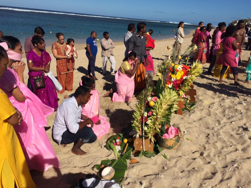 AADI KARTIGAI CAVADEE 2016 DE BASSE-TERRE, ST-PIERRE  