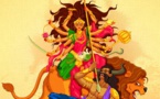 VICTOIRE DE DURGA SUR MAHISHASURA