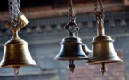CLOCHES DANS LES TEMPLES HINDOUS
