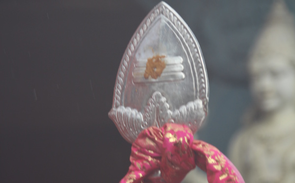 IMPORTANCE ET SYMBOLISME DU VEL DE MURUGA