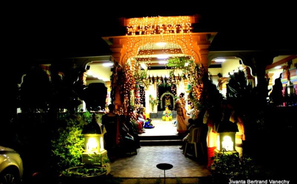 4ÈME OUTCHVAM DE LA MAHA SIVARATRI 2017 À L'ASHRAM DU PORT