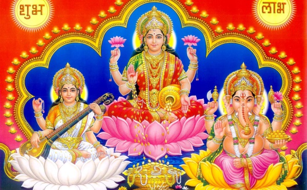 SUBH LABH : ADORATION DE GANESH, LAKSHMI & SARASWATI