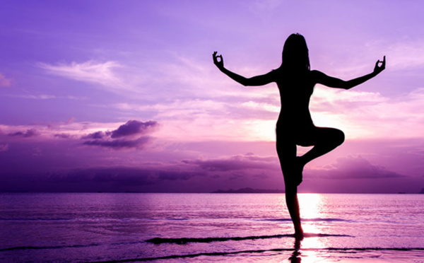 YOGA DE BASE POUR LES DEBUTANTS