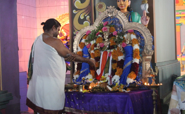 1ER FÊTE GÔVINDEN AU TEMPLE SIVA SOUPRAMANIEN DE ST-BENOÎT 