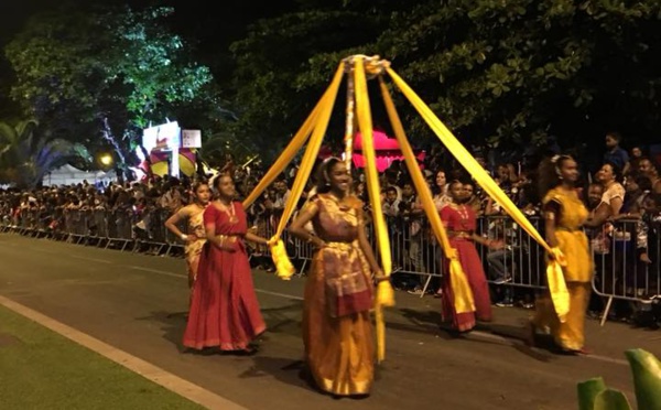 DÉFILÉ DU DIPAVALI 2017 À SAINT-PIERRE