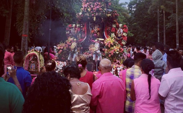 TAÏ POOSAM KÂVADI 2018 AU TEMPLE SIVA SOUPRAMANIEN DE ST-ANDRÉ