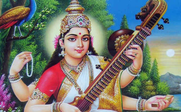 LA DÉESSE DE LA CONNAISSANCE ET DES ARTS : LE SYMBOLISME DERRIÈRE SARASWATHI