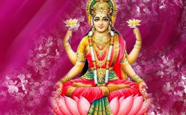 DEVRIONS-NOUS ADORER LA DÉESSE HINDOUE LAKSHMI SEULEMENT POUR LA RICHESSE ?